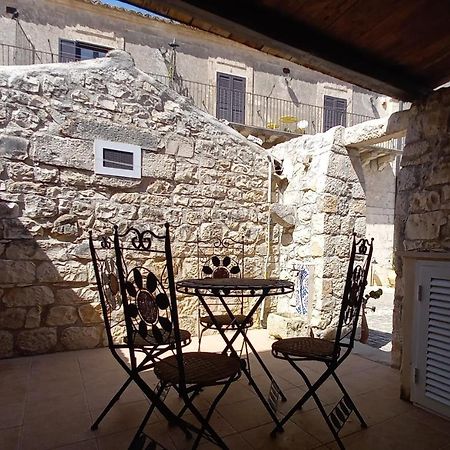 Agriturismo Villa Flavia Casa Serrafiori Ngoại thất bức ảnh
