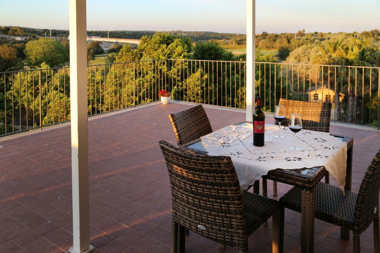 Agriturismo Villa Flavia Casa Serrafiori Ngoại thất bức ảnh
