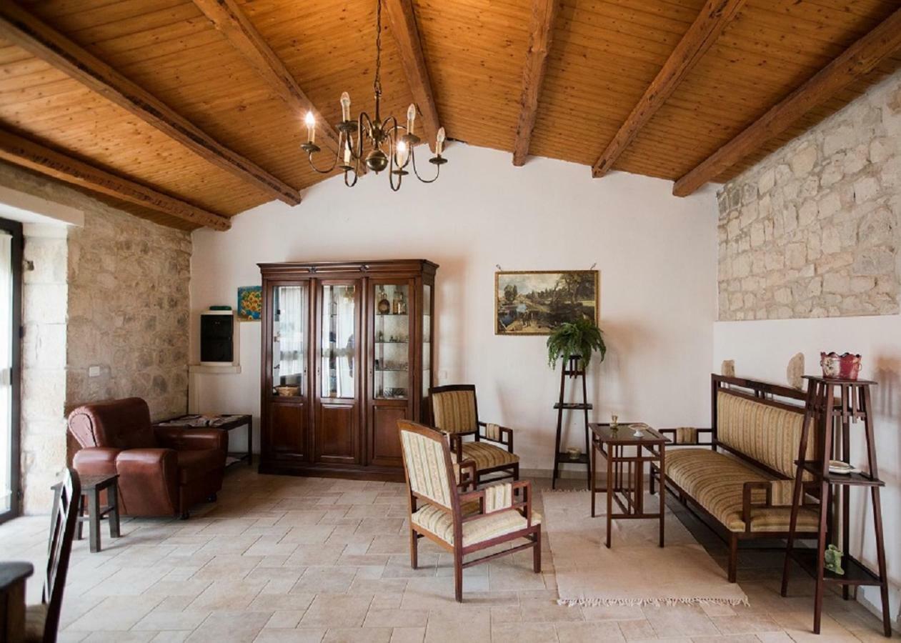 Agriturismo Villa Flavia Casa Serrafiori Ngoại thất bức ảnh